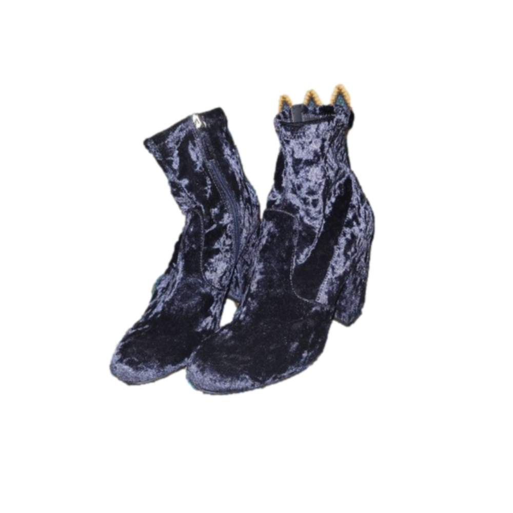 Blue suede Steve Madden Boots 7.5